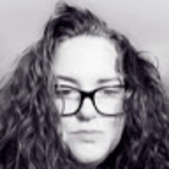 Meet your Posher, Brook - Picture 1 of 1